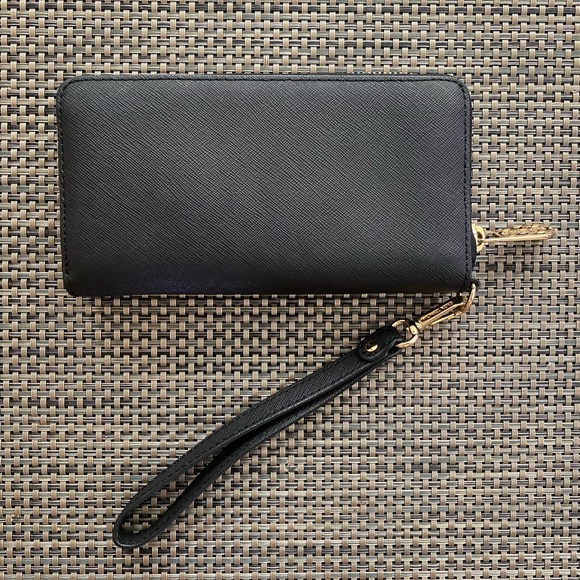 Michael Kors black wallet - Picture 2 of 4